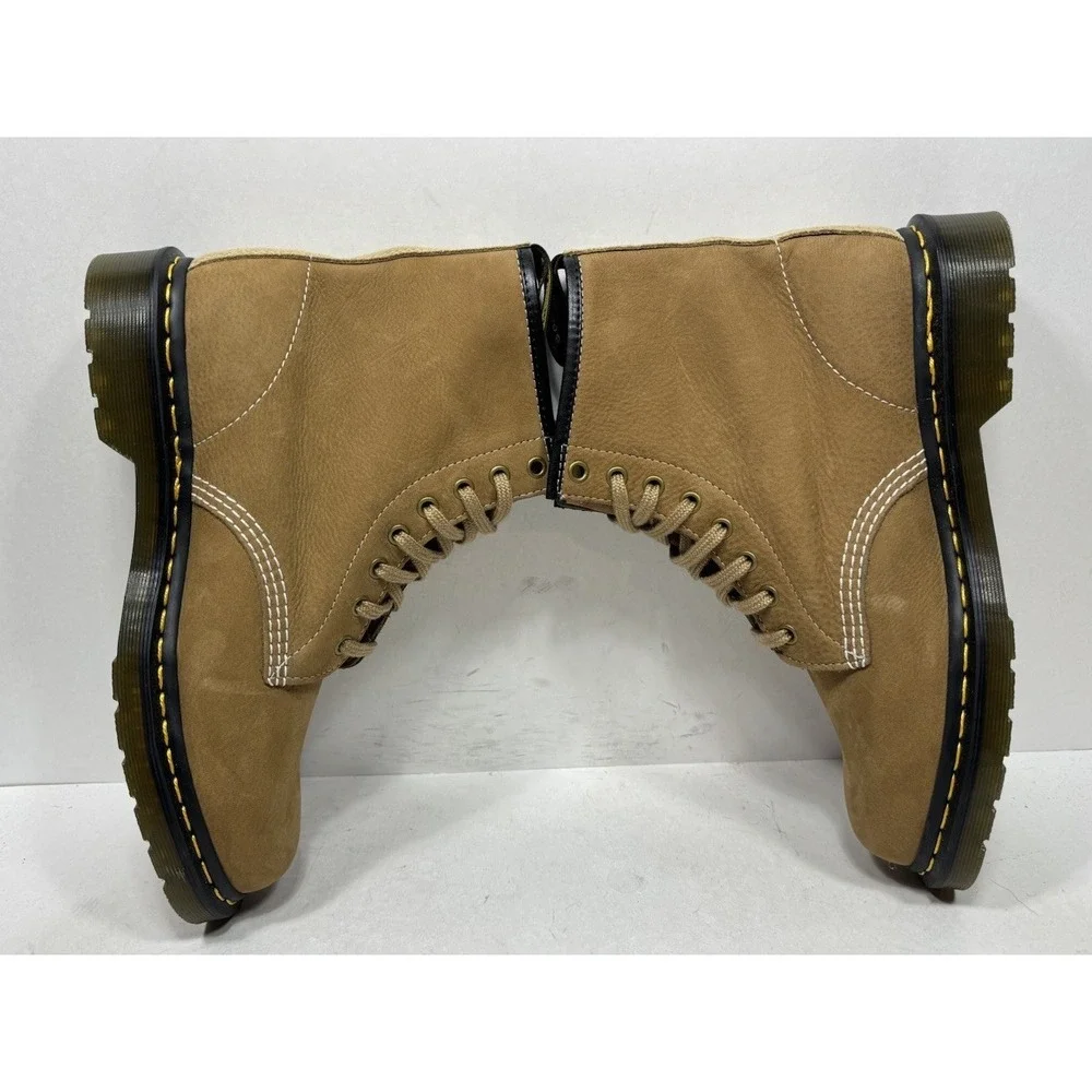 Dr. Martens i30 dr